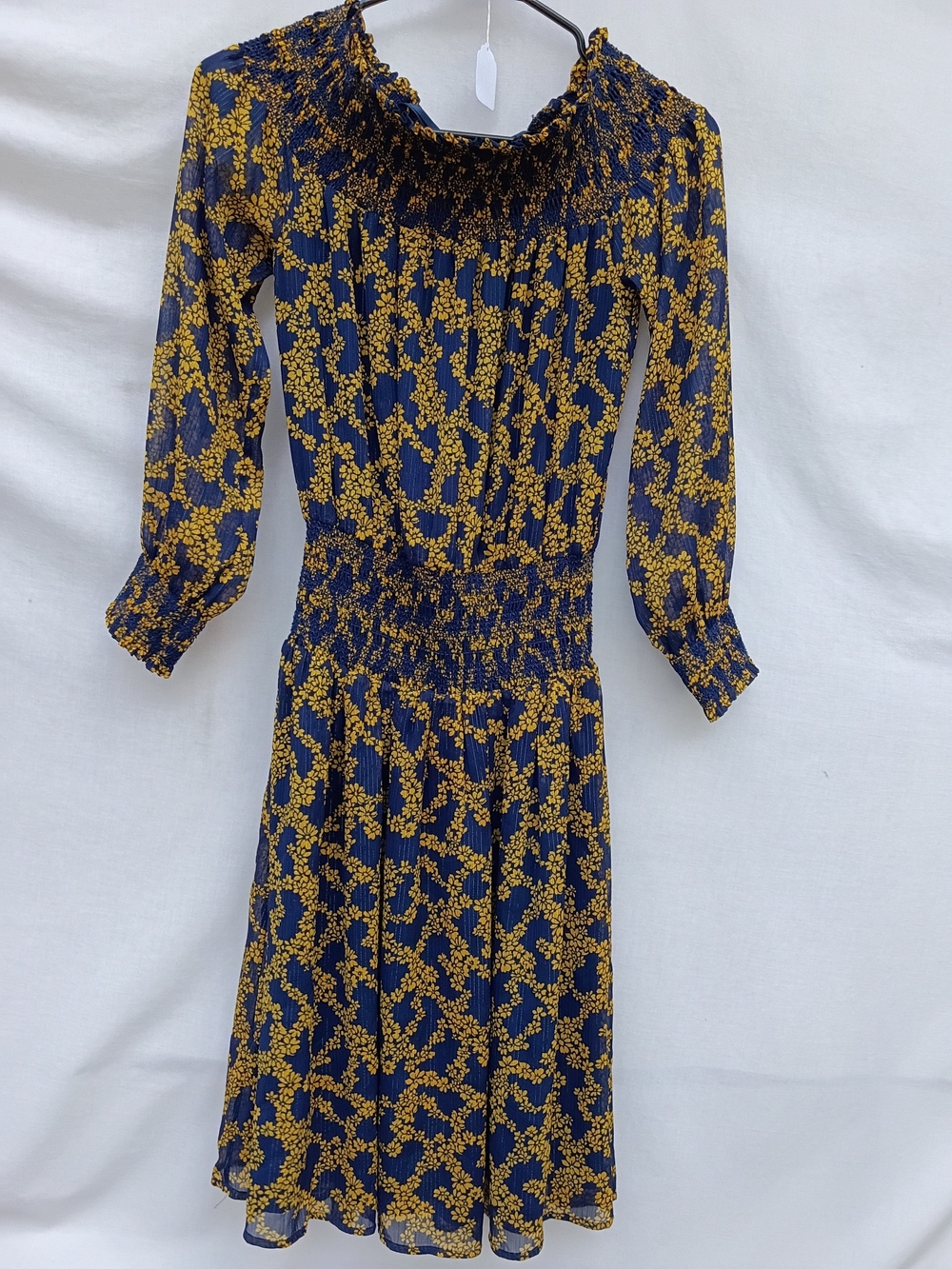 Michael Kors Navy& Mustard Smocked Long Sleeve Metallic Threaded Dress Size Xs